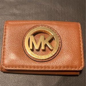 MICHAEL KORS tan coin purse